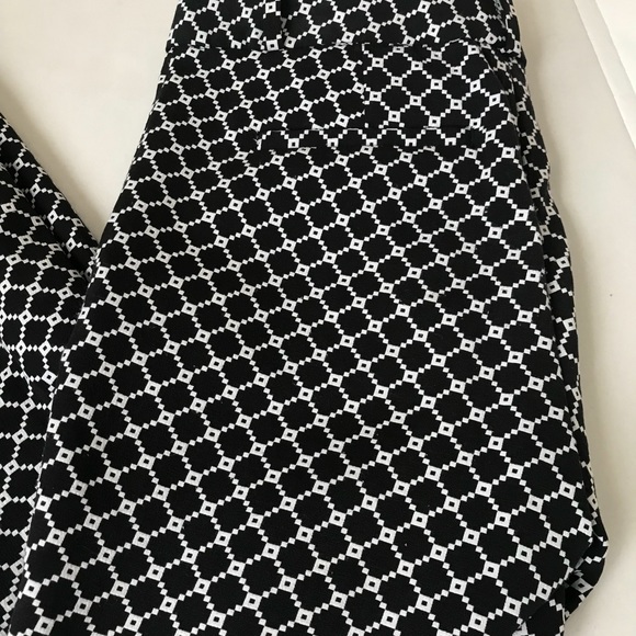 Banana Republic Skinny Hampton pants Size 0 - Picture 4 of 5